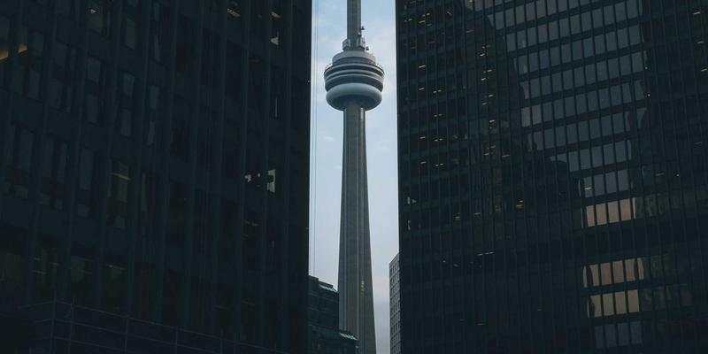 智能理财新纪元：江西一洲投资如何运用大数据与AI优化另类资产配置与风险定价